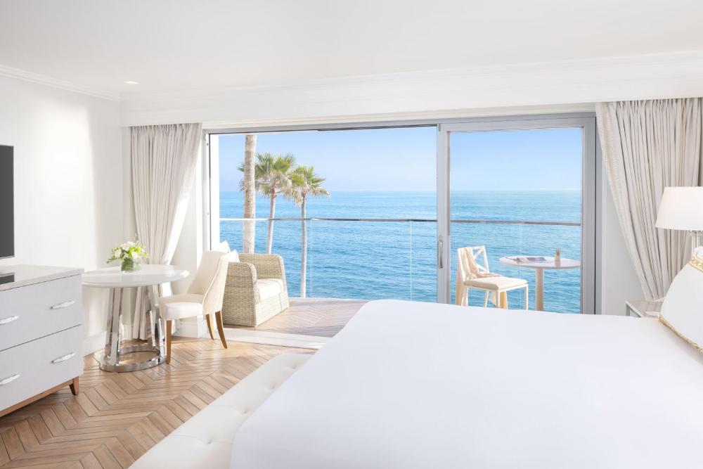Oceanview King interior